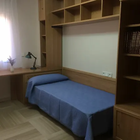 Apartment Piso Exclusivo En Zona Residencial. Manolete